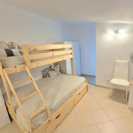 Immo A2l Lozari Apartment